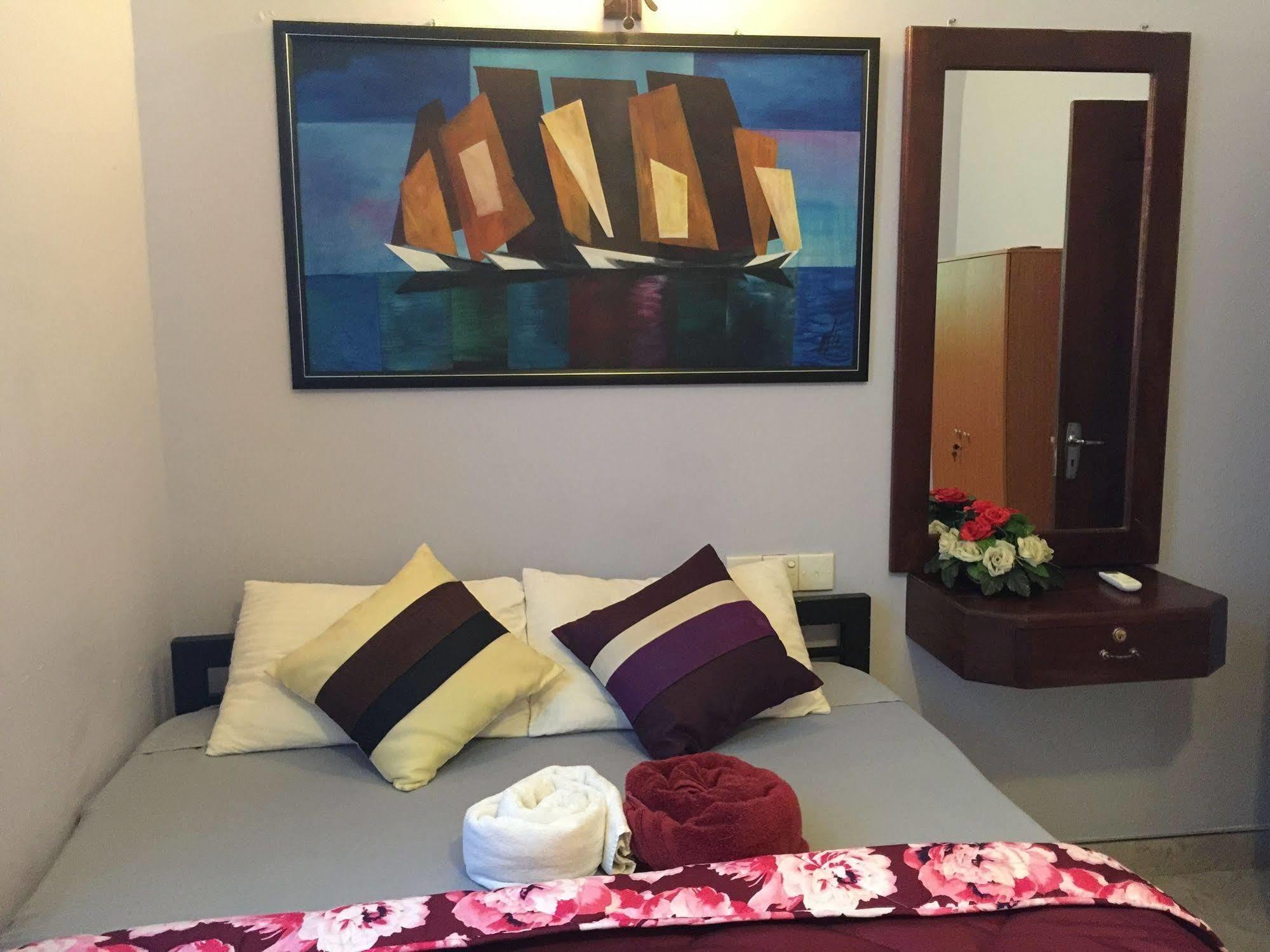 Hotel Milano Residencies Negombo Exterior foto